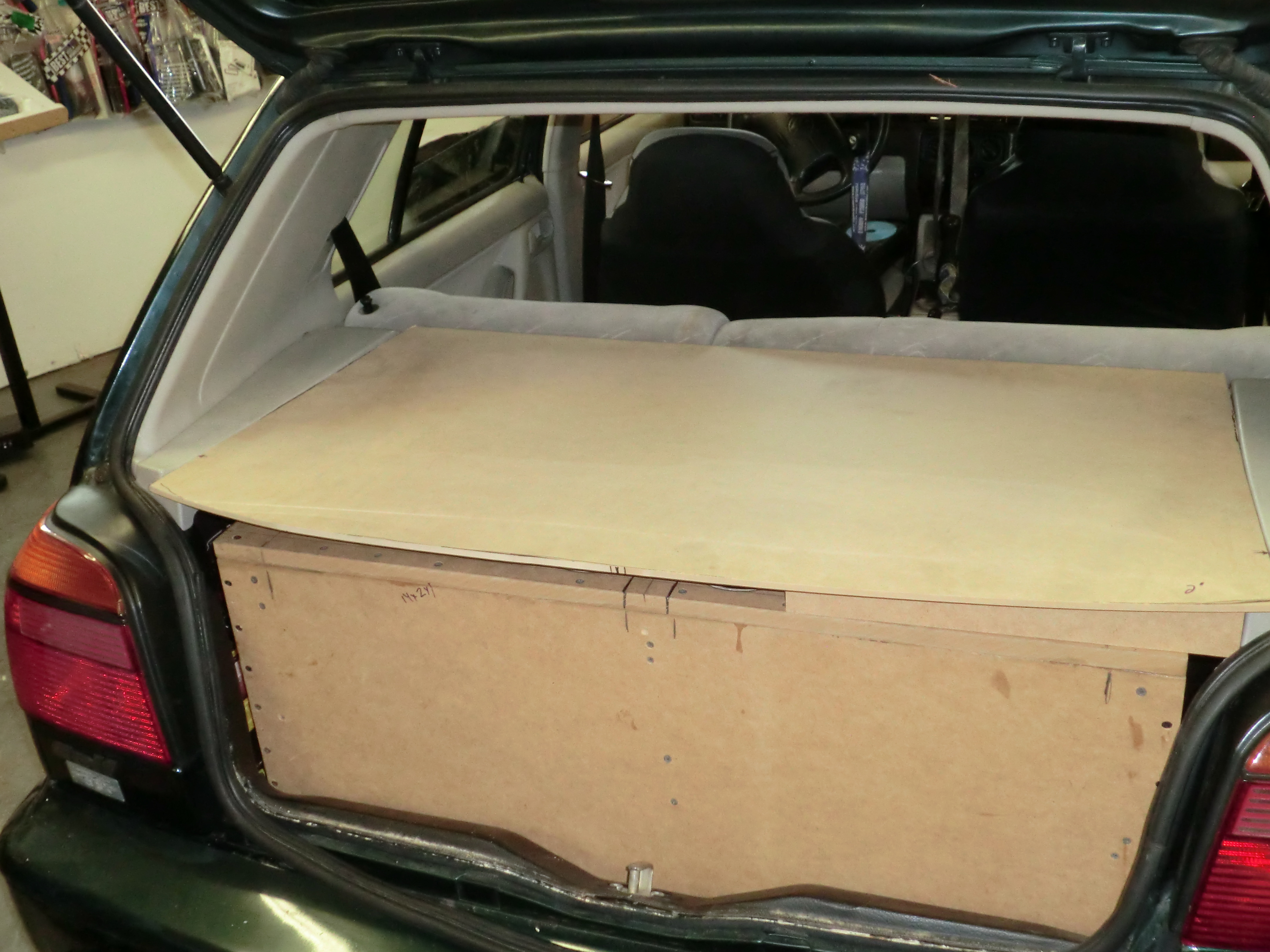 Mazda 6 custom amp rank